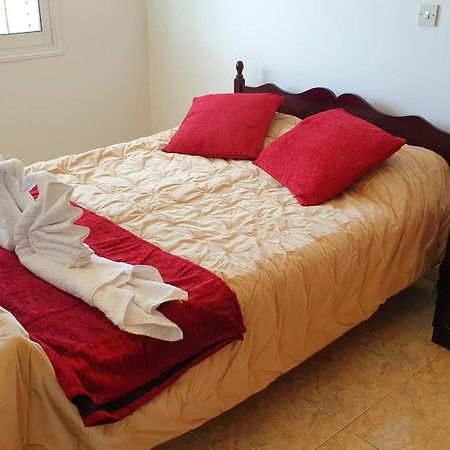 Astrofegia Apartments Near The Sea Agia Marina  ภายนอก รูปภาพ