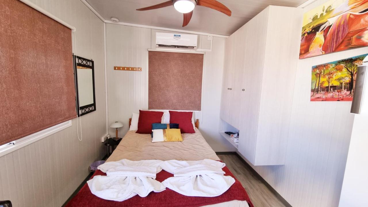 Astrofegia Apartments Near The Sea Agia Marina  ภายนอก รูปภาพ