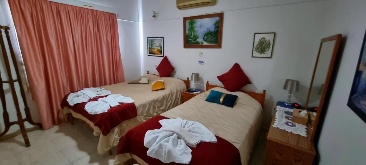 Astrofegia Apartments Near The Sea Agia Marina  ภายนอก รูปภาพ