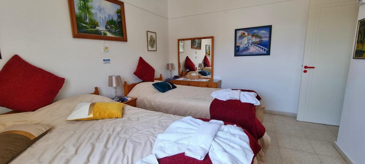 Astrofegia Apartments Near The Sea Agia Marina  ภายนอก รูปภาพ