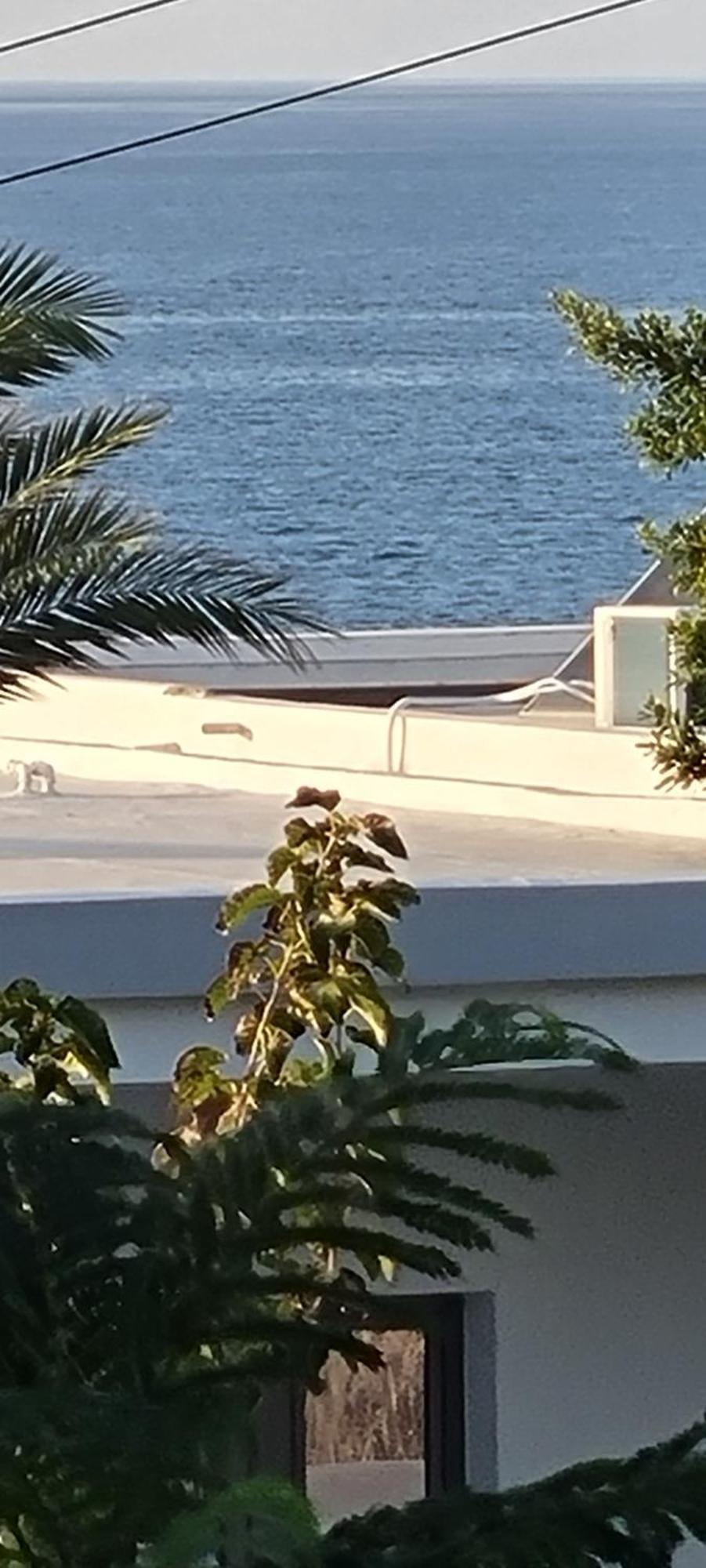 Astrofegia Apartments Near The Sea Agia Marina  ภายนอก รูปภาพ