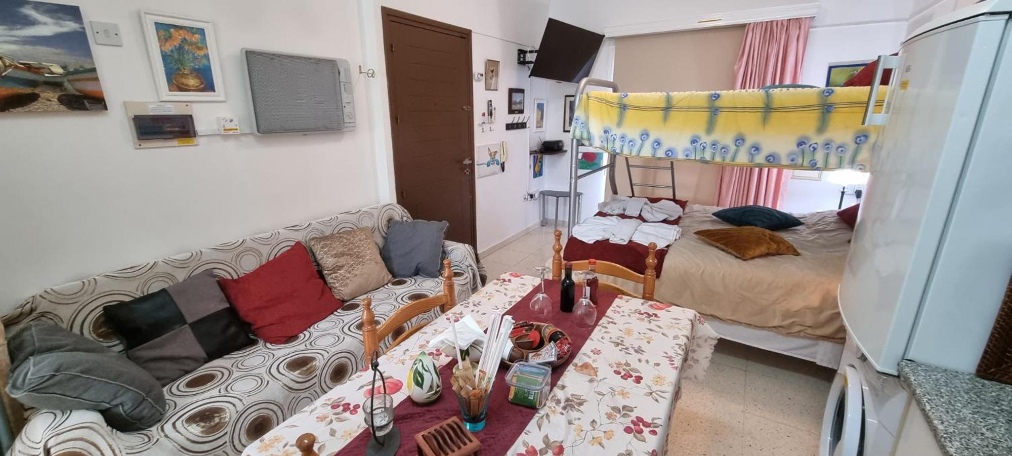 Astrofegia Apartments Near The Sea Agia Marina  ภายนอก รูปภาพ