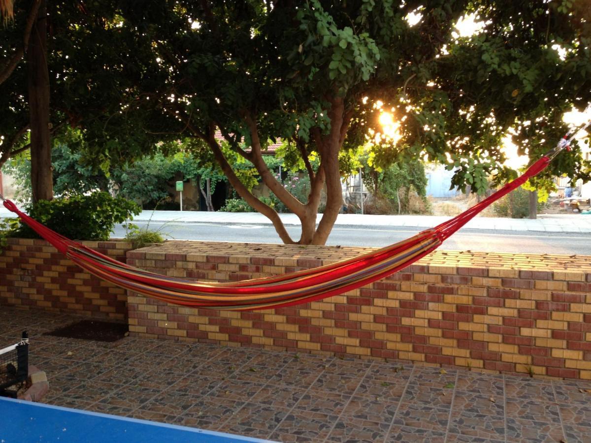 Astrofegia Apartments Near The Sea Agia Marina  ภายนอก รูปภาพ